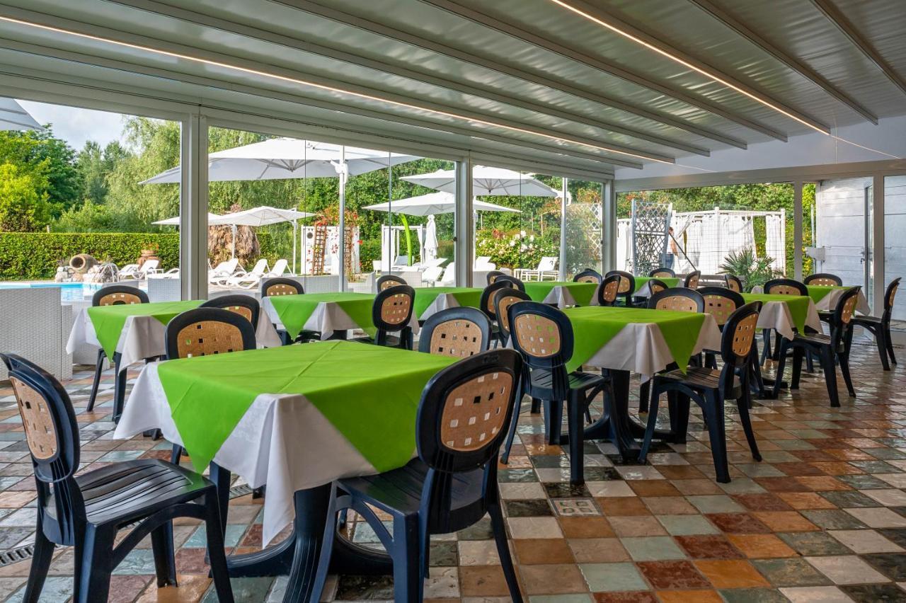 Castello Dei Templari Bed & Breakfast Лука Екстериор снимка
